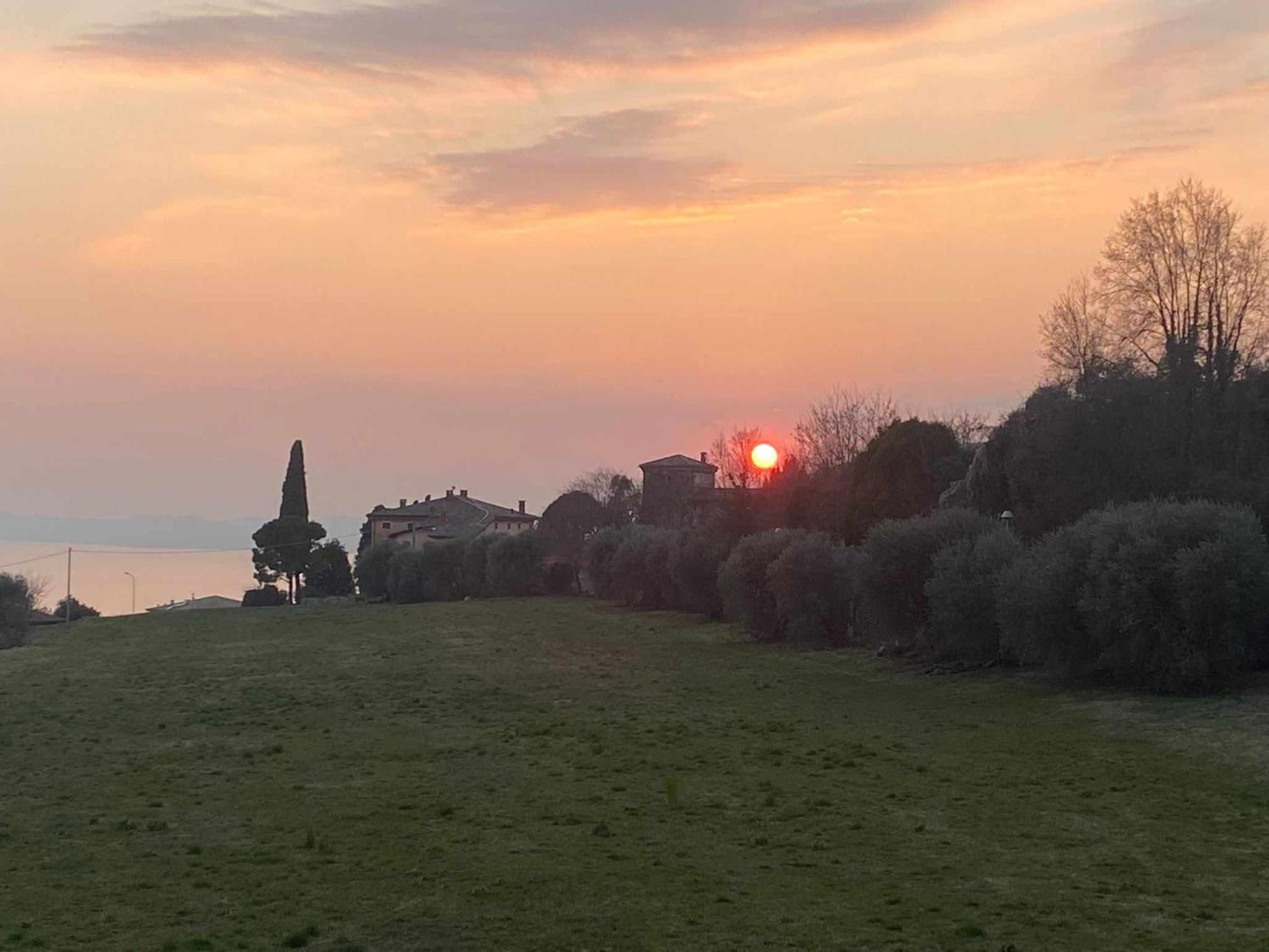 Dimora Belvedere Rustico Vista Lago Wifi Костермано Екстер'єр фото